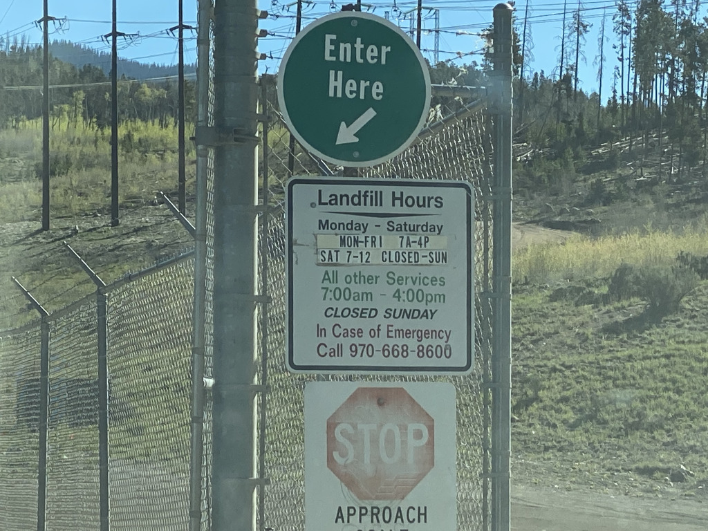 2021/06(June)/Breckenridge-Info/1024x768_LandFill-Hours-1.jpg