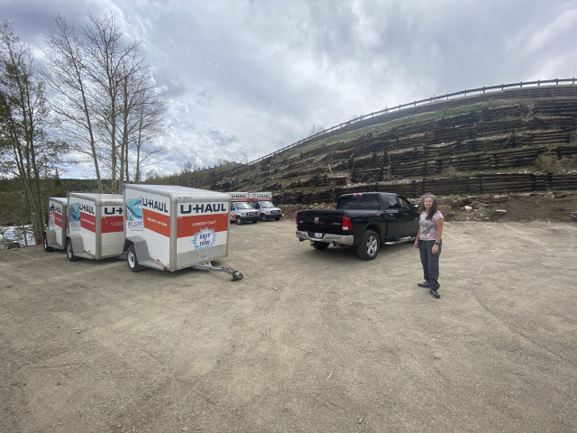 2021/06(June)/Breckenridge-Move/640x480_2021-05-29-Move-06-returning-Uhaul-Suzi.jpg