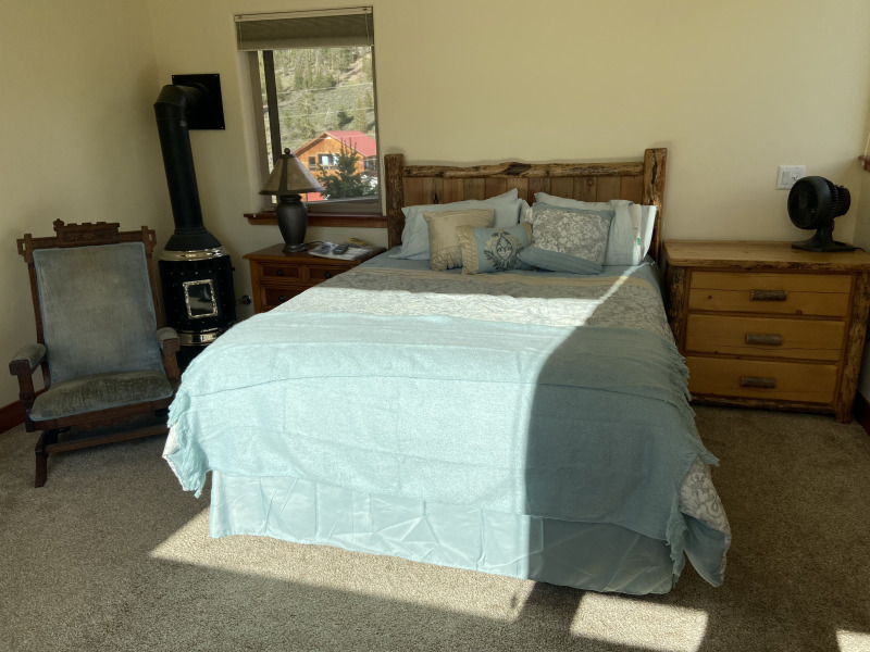 2021-06-07-Move-2-Master-bedroom.jpg
