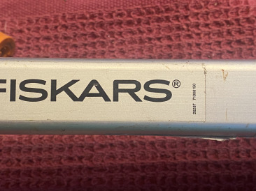 2021-06-10-Move-Fiskars-tree-trimmer-warranty-claim-replaced-1.jpg
