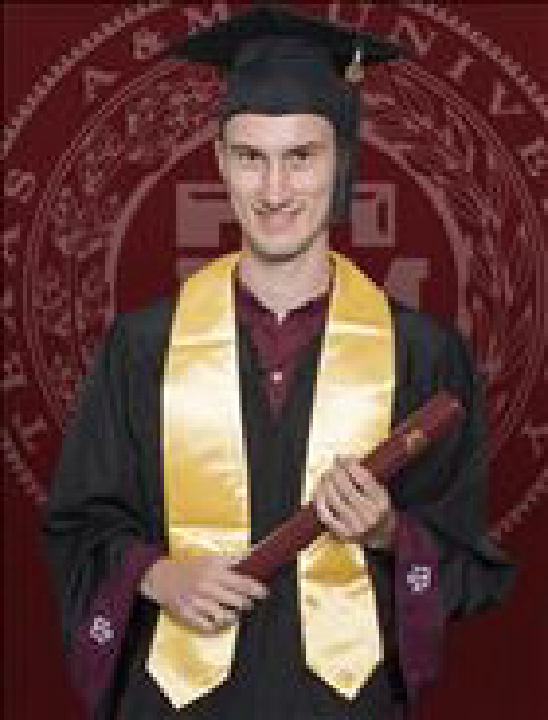 2021/06(June)/Chance-Professional-Graduation-thumbnails/800x600_2001-06-21-Chance-Graduation-Professional-03.jpg