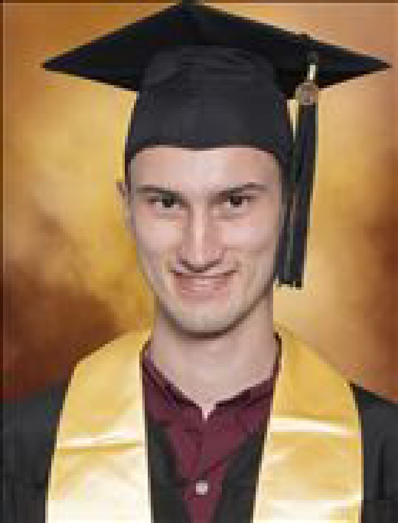 2021/06(June)/Chance-Professional-Graduation-thumbnails/800x600_2001-06-21-Chance-Graduation-Professional-07.jpg