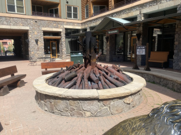 2021-06-05-Colorado-01-Keystone-firepit.jpg