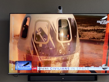 2021-07-20-Blue-Origin-First-Human-Flight-watched-live-4.jpg