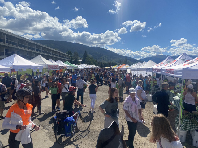 2021-07-02-Colorado-03-Dillon-Farmers-Market-Friday.jpg