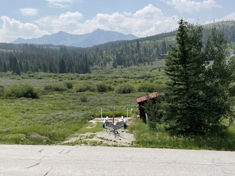 2021/07(July)/Breckenridge/800x600_2021-07-25-Colorado-View-from-Patio.jpg