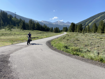 2021-07-18-Colorado-03-Biking-Vail-Pass-Ren.jpg