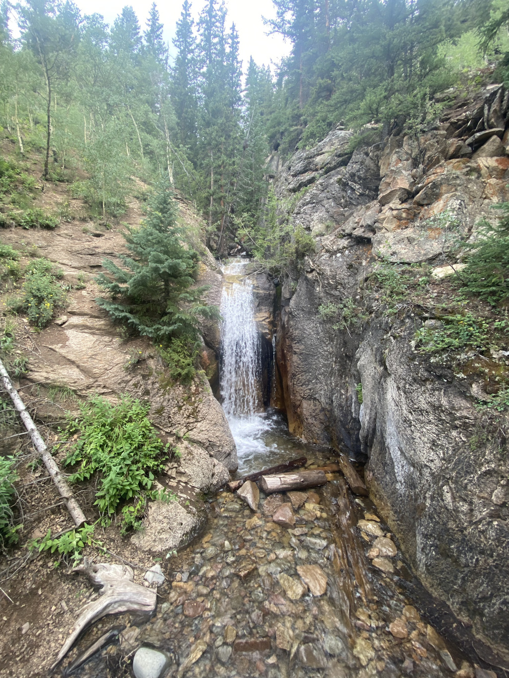 2021/07(July)/Colorado-Trail-with-Carl/1024x768_2021-07-26-Colorado-Trail-42-Segment8-Waterfall.jpg