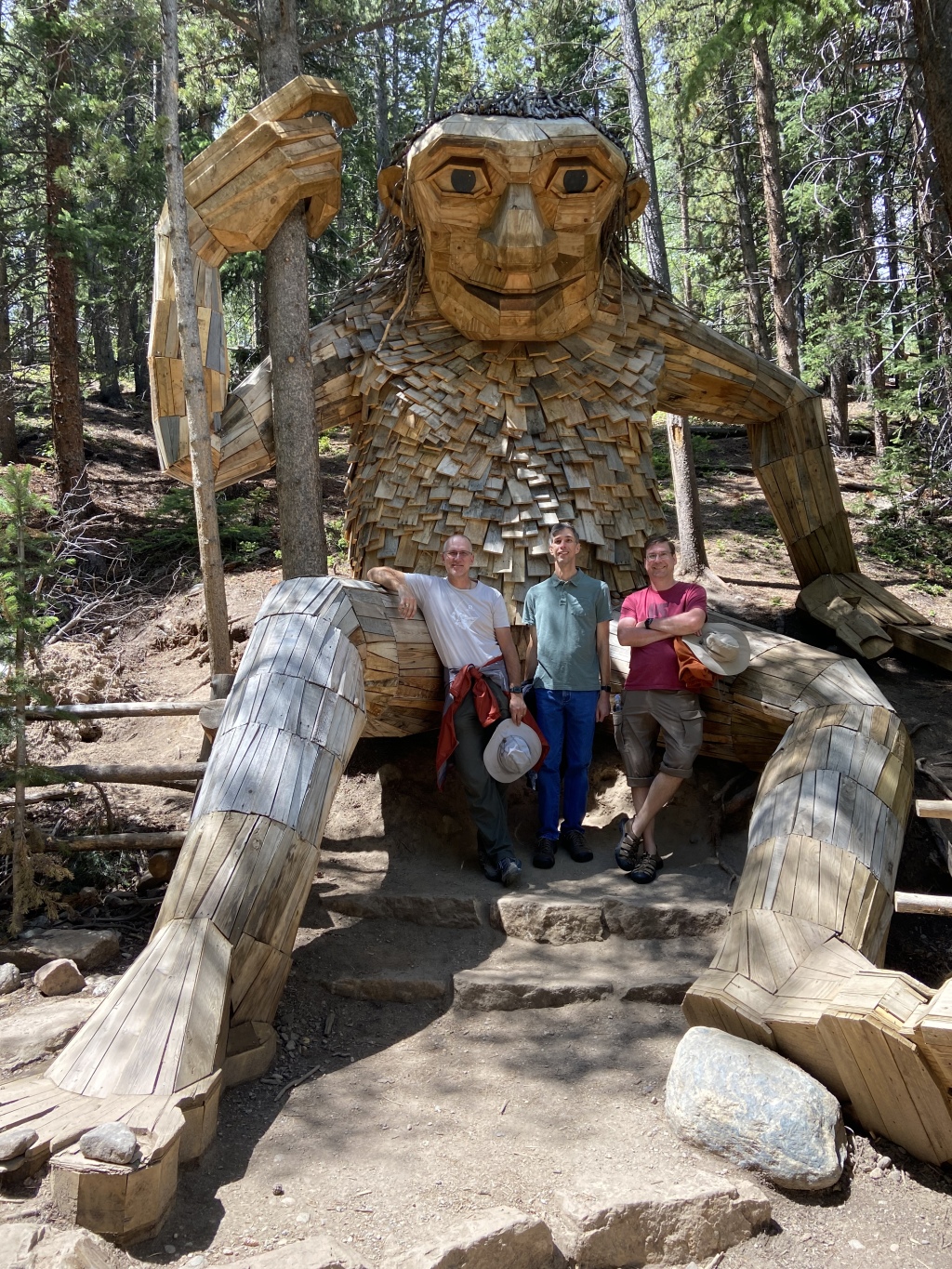 2021/07(July)/Steve-Stan-visit/1024x768_2021-07-05-Colorado-1-IsakHeartston-Travis-Steve-Stan.JPEG
