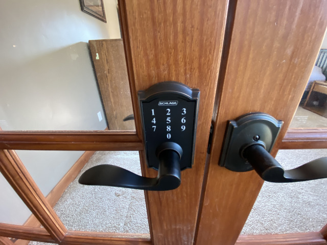 2021-08-11-588-LakeView-Circle-West-24-Downstairs-FrenchDoor-Bedroom-Lock.jpg