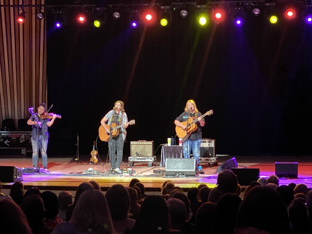 2021-08-18-Colorado-04-Indigo-Girls.jpg