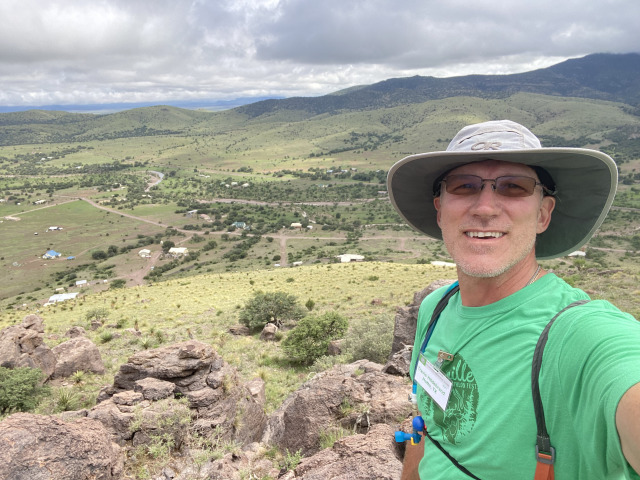 2021/08(August)/Davis-Mountains-Fitness-Camp/640x480_2021-08-02-DMFC-08-Schramm-Hike-Travis.jpg