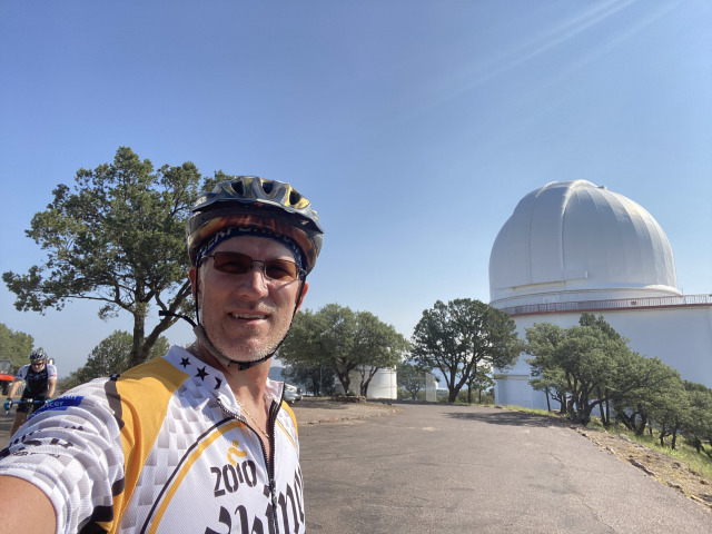 2021/08(August)/Davis-Mountains-Fitness-Camp/640x480_2021-08-06-DMFC-10-Mcdonald-Observatory-Ride-10-miles-Travis.jpg