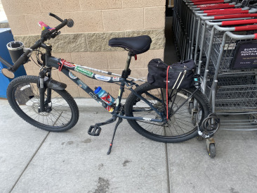 2021-08-12-Some-idiot-locked-their-bike-to-a-shopping-cart.jpg