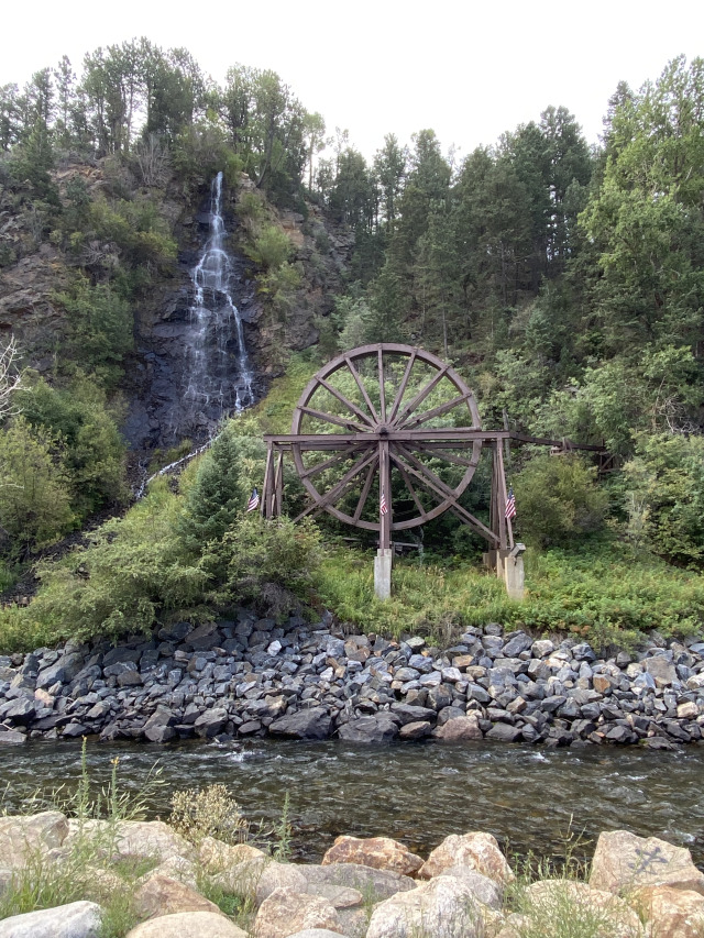 2021-08-21-IdahoSprings-41-WaterWheel.jpg