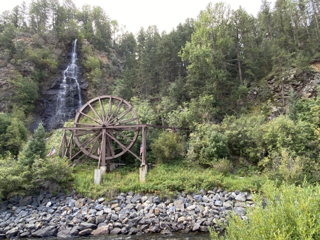 2021-08-21-IdahoSprings-42-WaterWheel.jpg