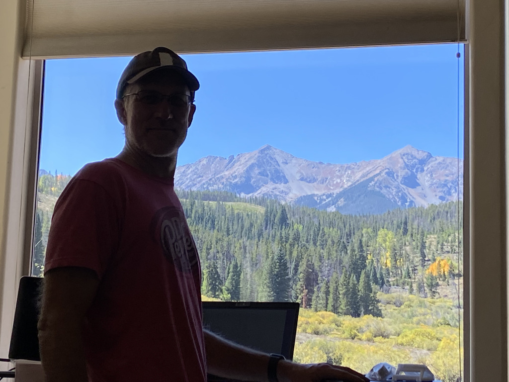 2021/09(September)/Breckenridge/1024x768_2021-09-15-Colorado-2-Travis.jpg