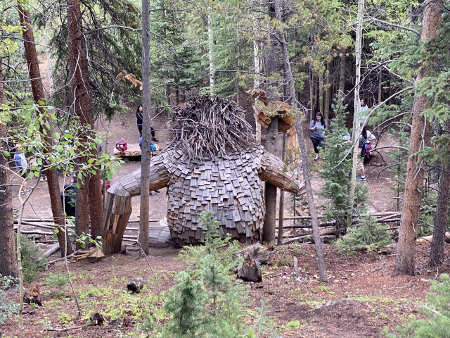 2021/09(September)/Breckenridge/2021-09-04-Colorado-01-IsakHeartstone-back.jpg