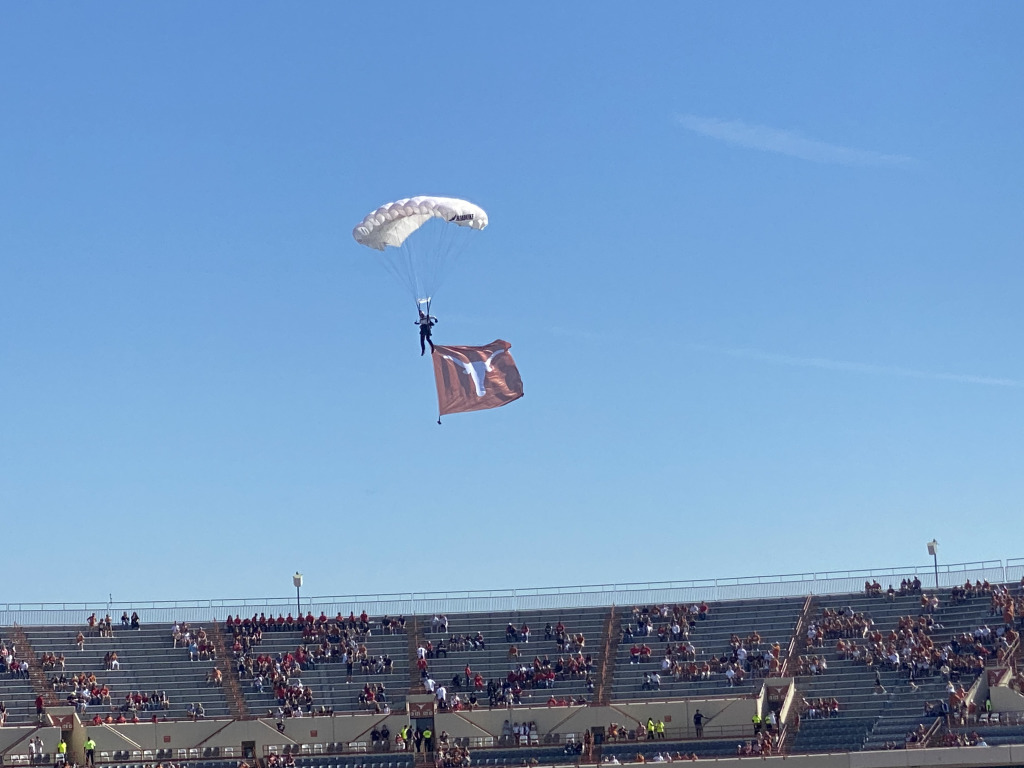 2021-09-25-UT-Football-09-parachuter.jpg