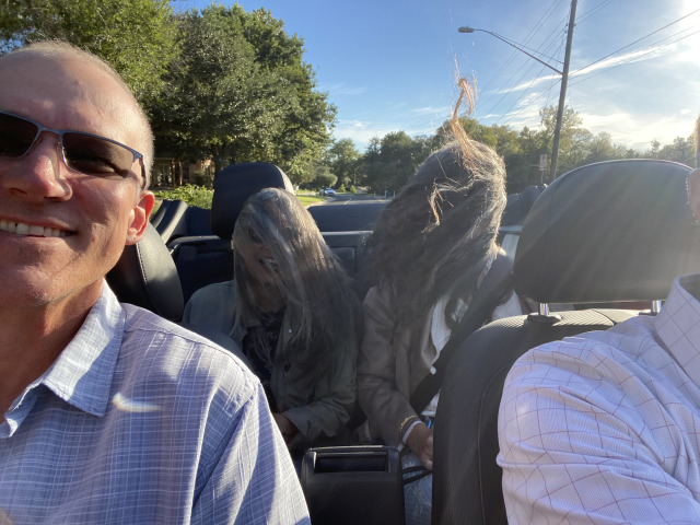 2021-10-16-UT-Football-10-Travis-Kavita-Suzi.jpg