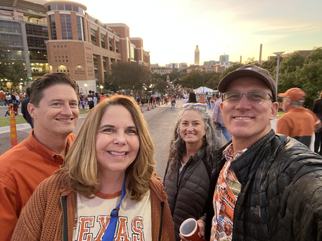 2021-11-13-UT-Football-05-Bill-Vava-Suzi-Travis-GOOD.jpg