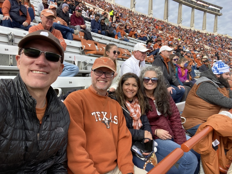 2021/09(September)/UT-Football/800x600_2021-11-26-UT-Football-04-Travis-Mariana-Greg-Suzi.JPG