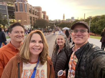 2021-11-13-UT-Football-04-Bill-Vava-Suzi-Travis.jpg