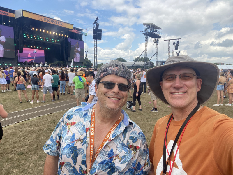 2021/10(October)/ACLFest/800x600_2021-10-02-ACLFest-3-Russ-Travis.jpg