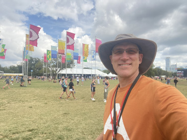 2021-10-02-ACLFest-1-Travis.jpg