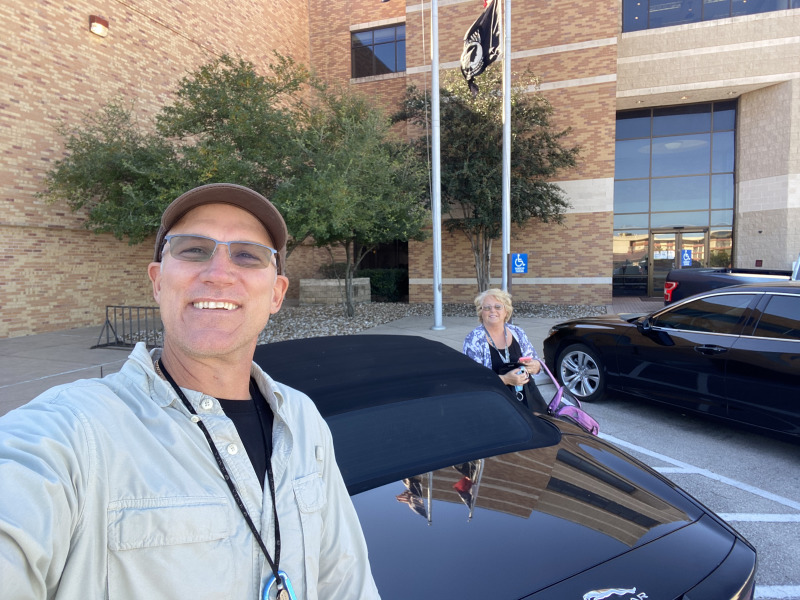 2021-10-28-Travis-met-Belinda-at-AITC-for-her-Retirement-2.jpg