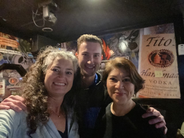 2021-11-16-Suzi-visits-Chance-in-SC.jpg