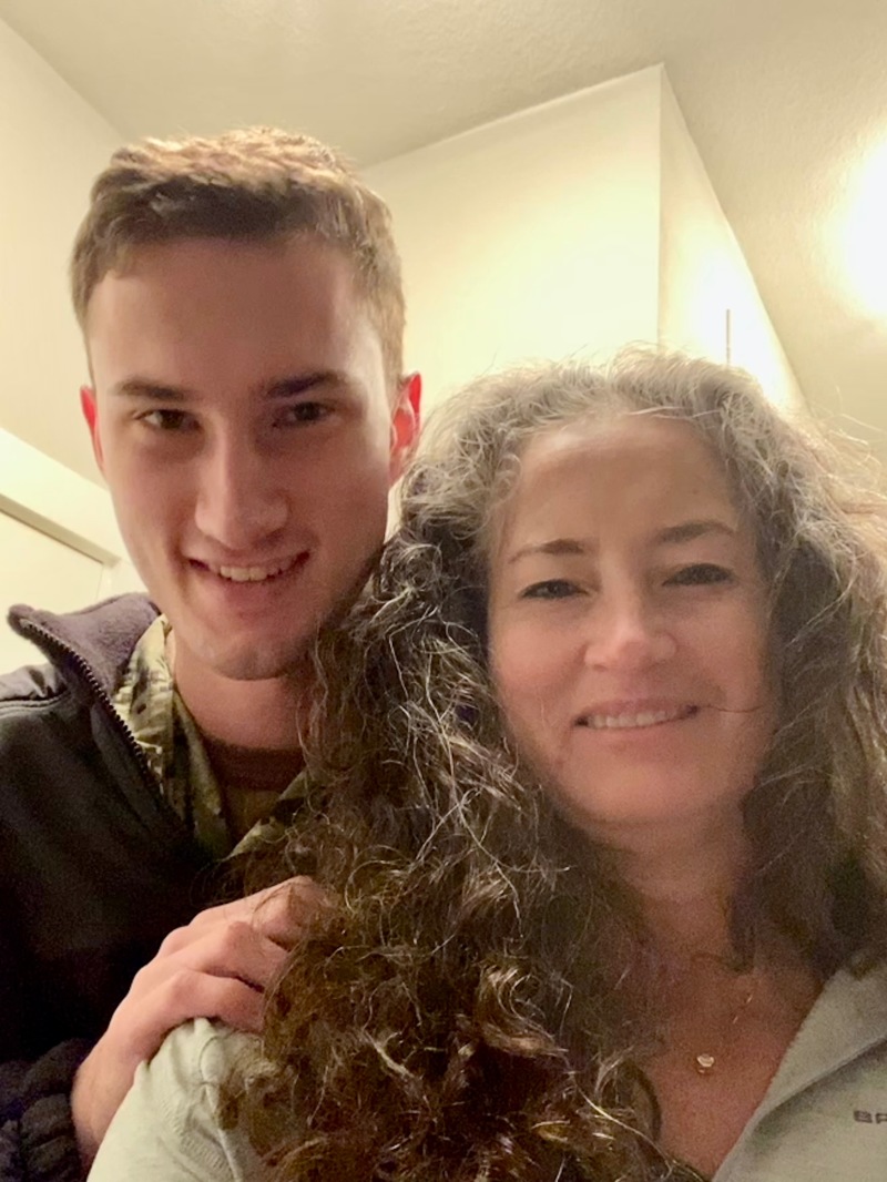 2021-11-17-Suzi-visits-Chance-in-SC-1.JPEG