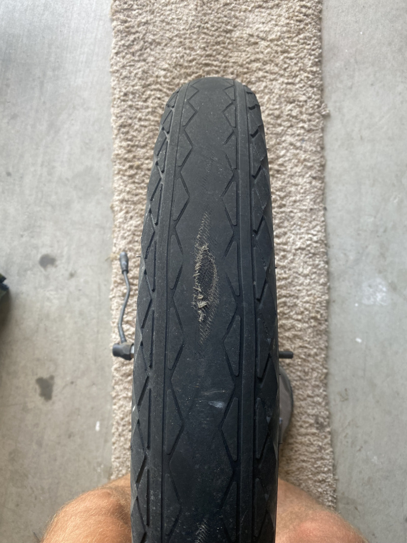 2021-10-15-RadRover-replaced-rear-Origin8-tire-after-6000-miles.jpg