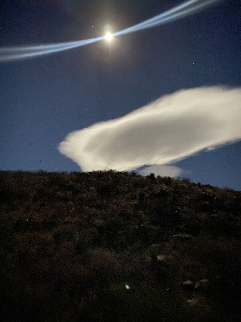 2022/01(January)/BigBend-Hiking/800x600_2022-01-14-Big-Bend-Camping-Crew8787-42-moon.JPG