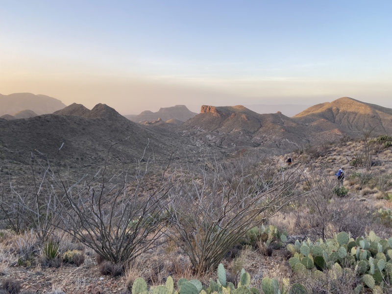 2022/01(January)/BigBend-Hiking/800x600_2022-01-15-Big-Bend-Camping-Crew8787-75-Carl-Ben.JPG