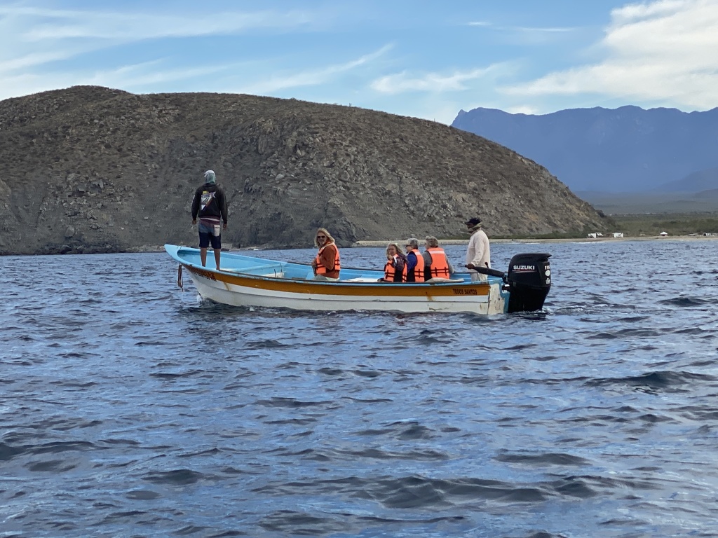 2022-01-23-Mexico-Los-Cubos-102-Whales-Justin-Angie-Janeen.JPG