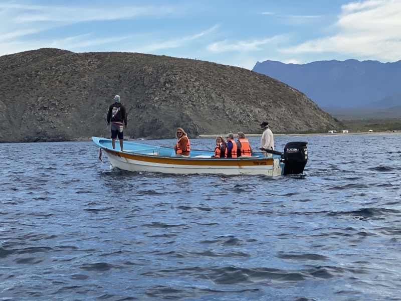 2022-01-23-Mexico-Los-Cubos-102-Whales-Justin-Angie-Janeen.JPG