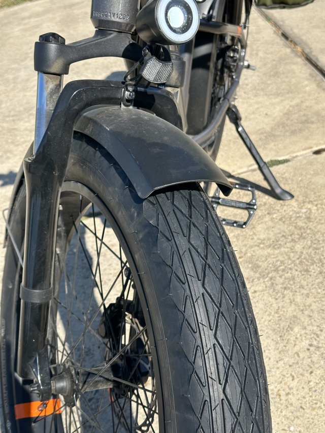 2022/01(January)/RadRover6-RadCity5/640x480_2022-10-13-RadBike-20-RadRover-New-Origin5-Tires.JPG