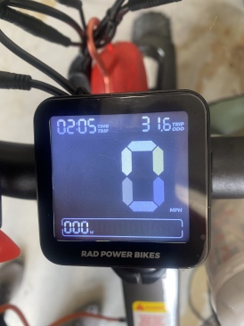 2021-12-30-RadBike-01-RadRover-31-miles-battery-level.JPG