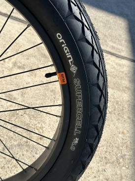 2022-10-13-RadBike-20-RadRover-New-Origin6-Tires.JPG