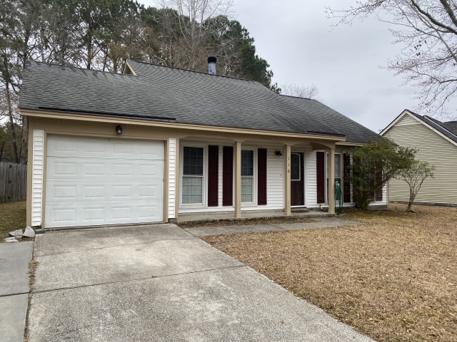 2022/02(February)/Chance-Navy-Graduation-House-Hunting/640x480_2022-02-06-House-Hunting-07.JPG