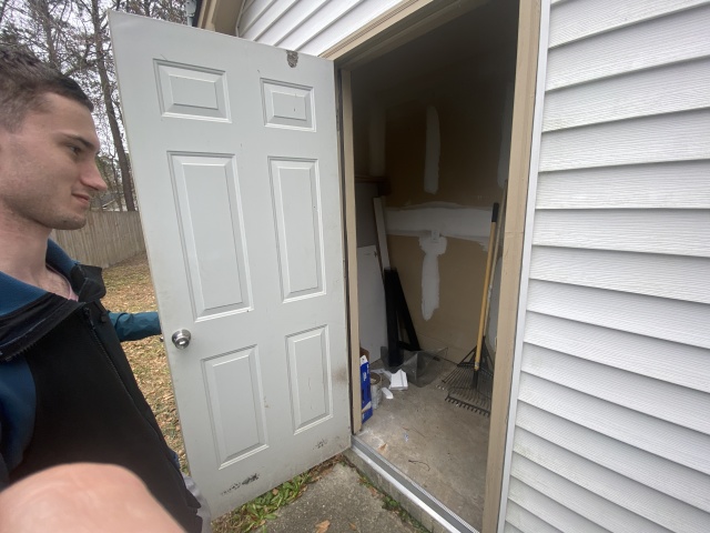 2022/02(February)/Chance-Navy-Graduation-House-Hunting/640x480_2022-02-06-House-Hunting-23.JPG