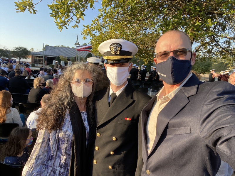 2022/02(February)/Chance-Navy-Graduation-House-Hunting/800x600_2022-02-04-Chance-Graduation-Navy-PTC-10-GOOD-Suzi-Travis.JPG