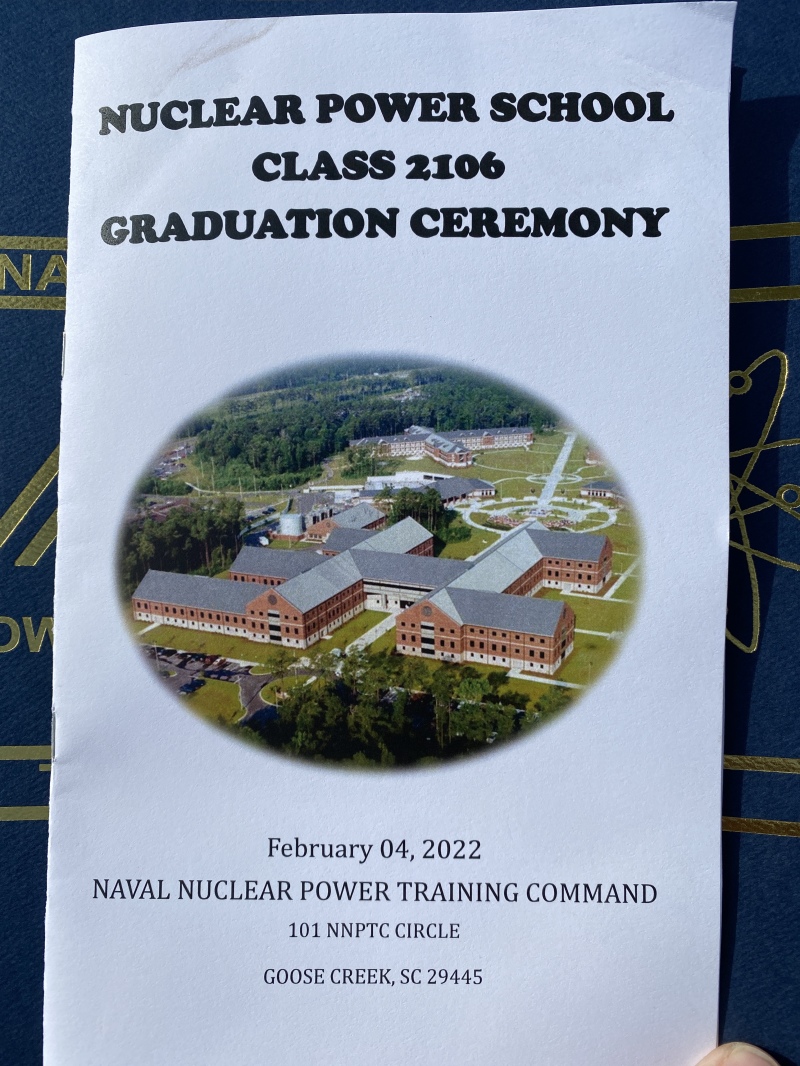 2022/02(February)/Chance-Navy-Graduation-House-Hunting/800x600_2022-02-04-Chance-Graduation-Navy-PTC-29.JPG