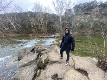 2022-02-26-Fred-hiking-greenbelt-2.JPG