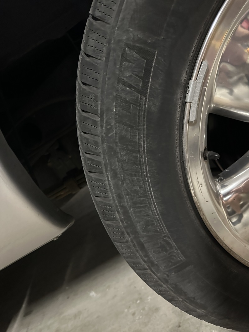 2022/03(March)/3-Dodge-Vehicles/800x600_2022-10-06-Dodge-Tires-on-04-pickup-2.JPG