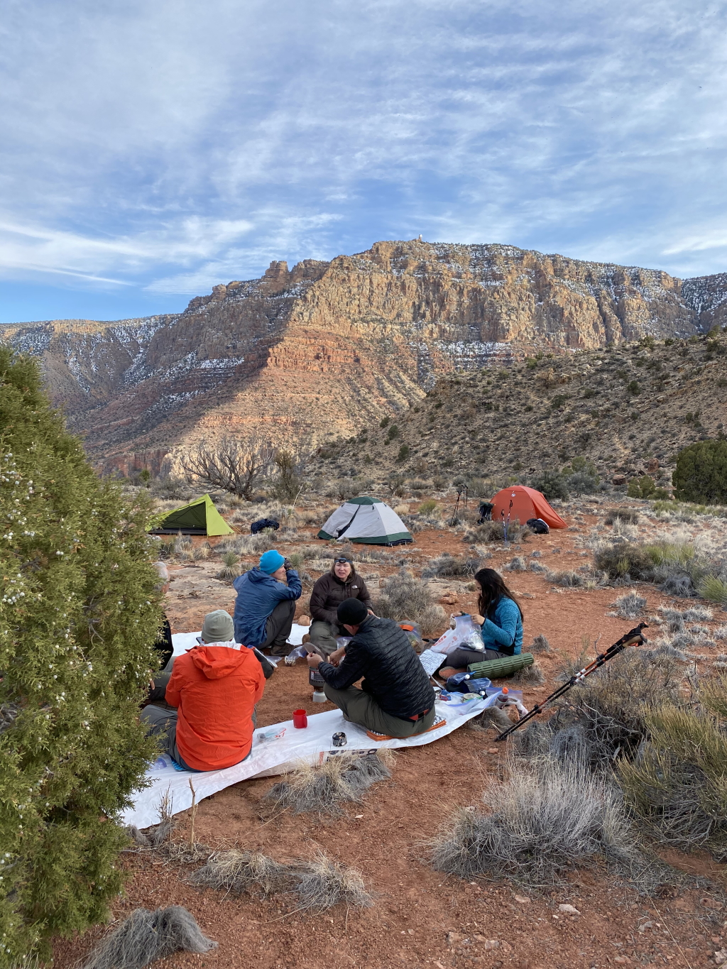 2022/03(March)/Grand-Canyon-Crew8787/1024x768_2022-03-17-Grand-Canyon-204-Carl-Quade-Nicole-Travis-Addison.jpg