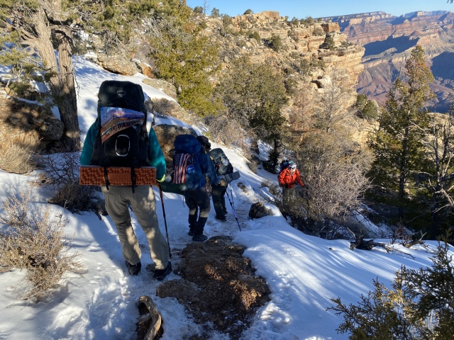 2022/03(March)/Grand-Canyon-Crew8787/640x480_2022-03-14-Grand-Canyon-046-Ben-Quade-Carl.JPG