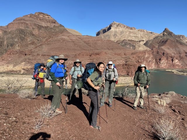 2022/03(March)/Grand-Canyon-Crew8787/640x480_2022-03-17-Grand-Canyon-190-Quade-Nicole-Guy-Addison-Carl-Ben.JPG