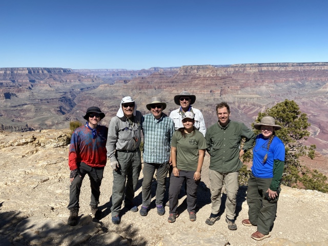 2022/03(March)/Grand-Canyon-Crew8787/640x480_2022-03-18-Grand-Canyon-225-Quade-Carl-Guy-Travis-Addison-Ben-Nicole-GOOD.JPG